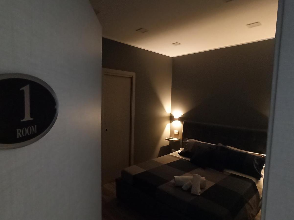 B&B Be Happy Taranto Exterior foto